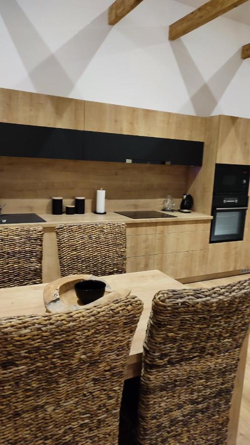 Spišská Nová Ves Ltm Apartman מראה חיצוני תמונה