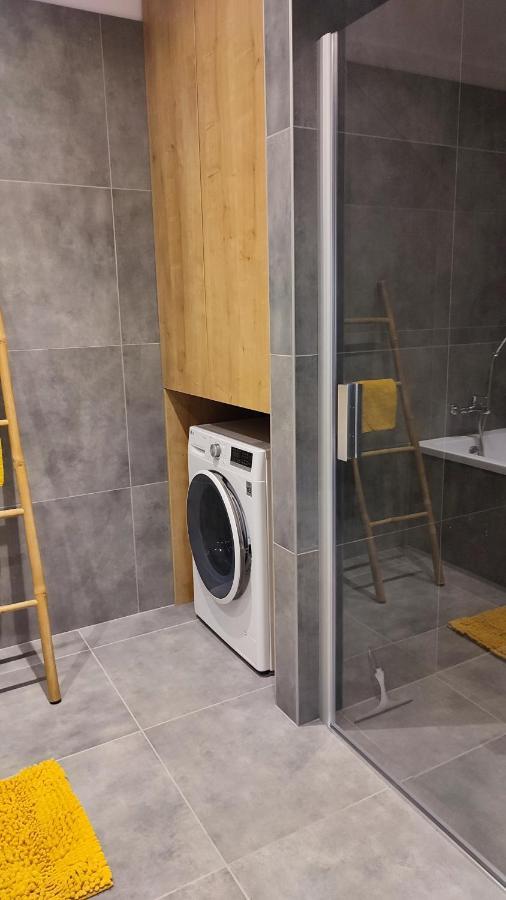 Spišská Nová Ves Ltm Apartman מראה חיצוני תמונה